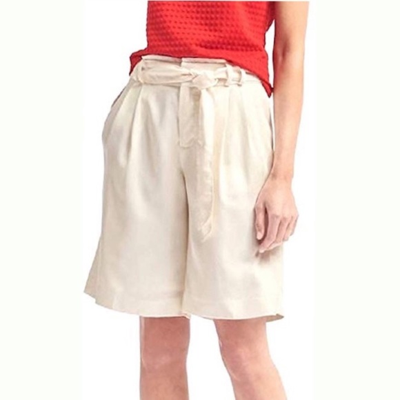 Banana Republic Pants - 🆕 BANANA REPUBLIC Avery Short